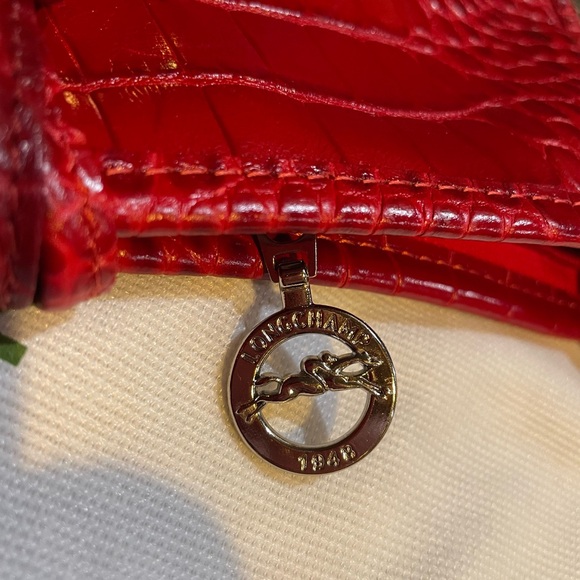 Longchamp Le Roseau Red Croc-Embossed Crossbody Bag - Picture 5 of 7